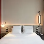 Ξενοδοχείο Novotel 4*