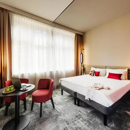 Novotel
