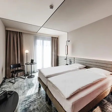 Novotel Hotel 4*