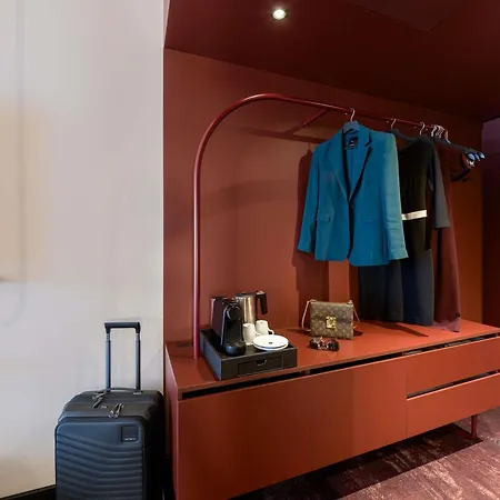 Отель Novotel