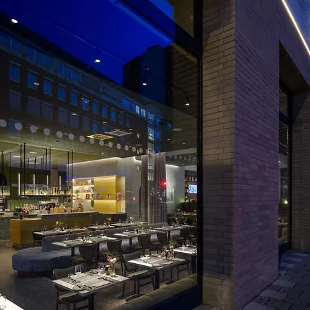 ホテル Novotel 4*