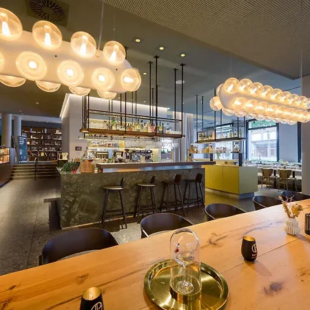 ホテル Novotel 4*