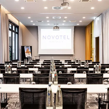 Novotel 호텔